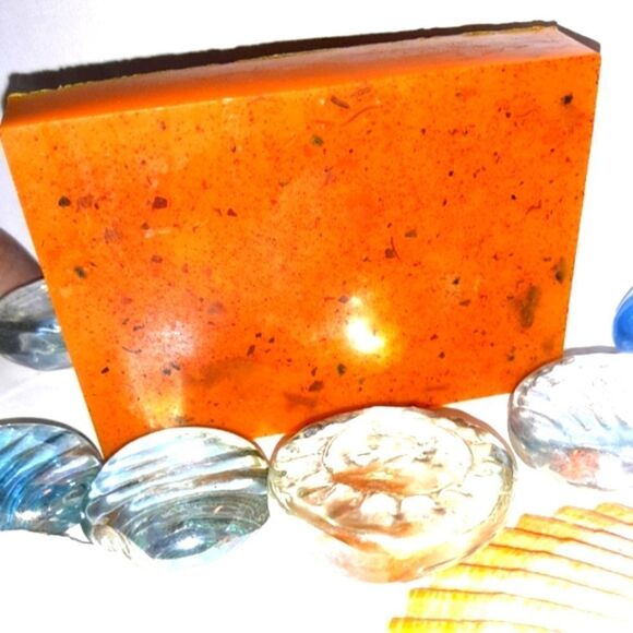HANDCRAFTED TURMERIC MILK & HONEY MOISTURIZER SOAP BAR - Picture 1 of 5